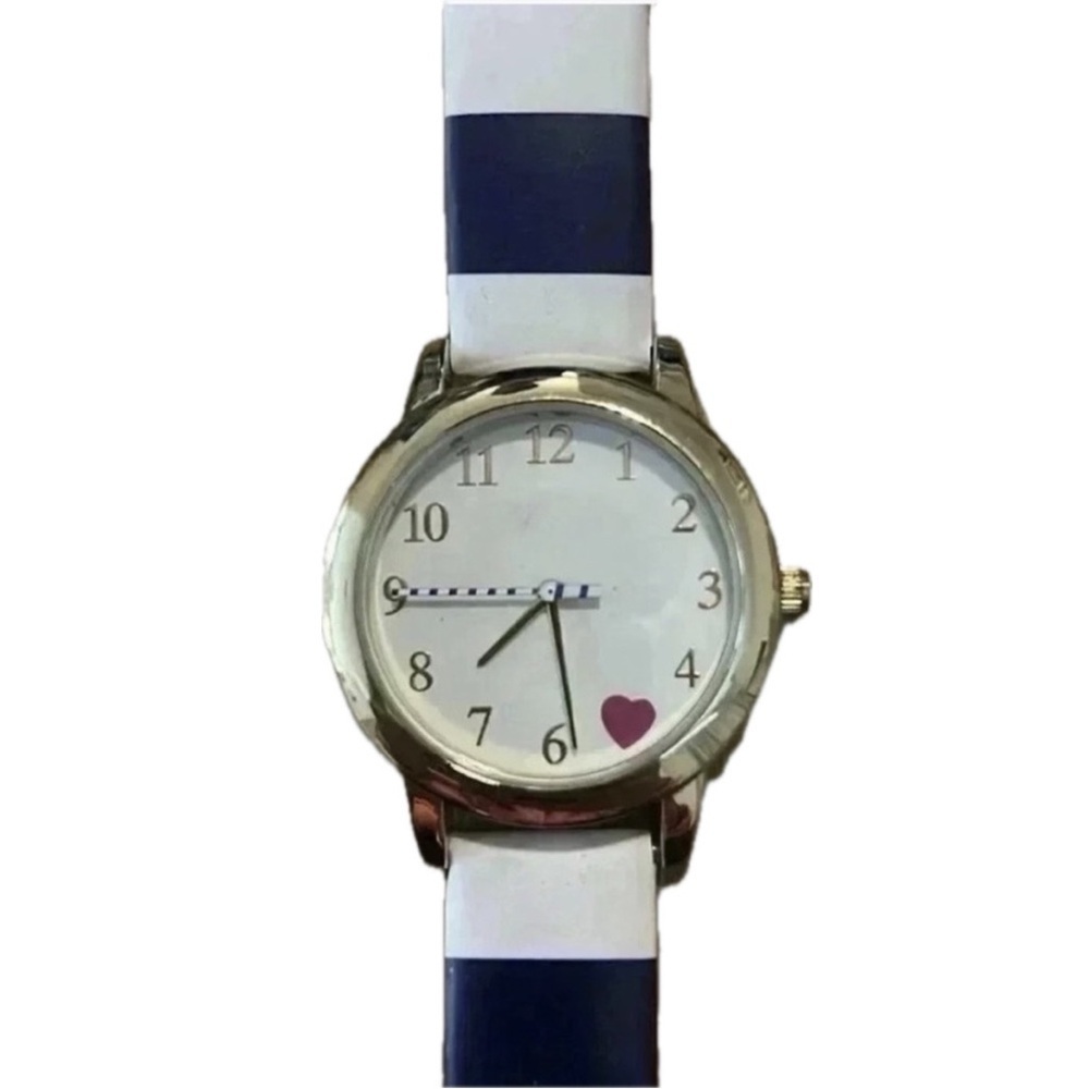🕰️ Calvin Hill Navy & White Striped Watch – Gold Tone – Heart Detail